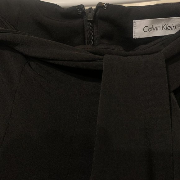 Calvin Klein Pleated Skirt with Self Belt Black Size S - Picture 3 of 3